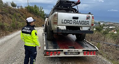 Çakarlı araca rekor ceza
