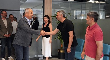 BAŞKAN ÖZÇELİK PERSONEL İLE BAYRAMLAŞTI