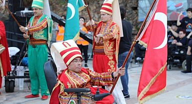 Sembol isim vefat etti