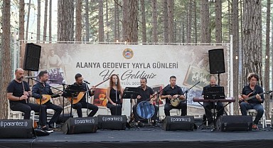 GEDEVET'TE TARİH VE GÜNÜMÜZ BİR ARADA YAŞANDI