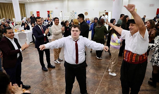 ALANYA’DA ENGELLERİ KALDIRAN GECE