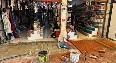 İzinsiz fayans döşeyen esnafa müdahale
