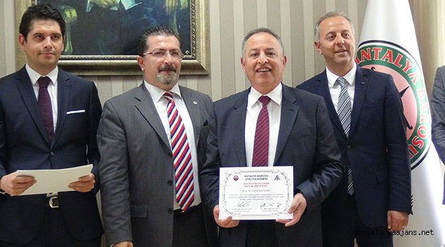 58 yaşında avukat oluyor