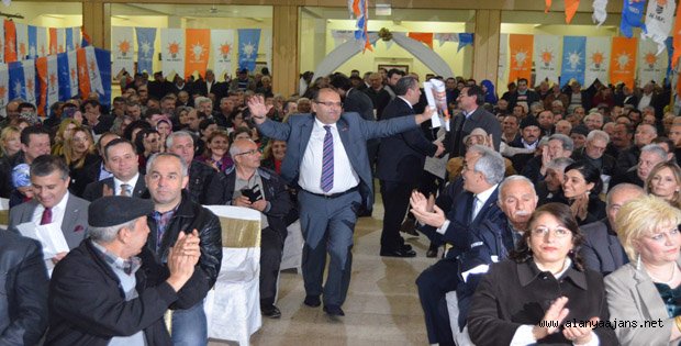 ADAY ADAYLARI GÖRÜCÜYE ÇIKTI