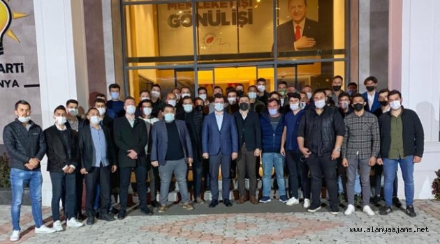 AK Gençlik mahalle başkanları ile buluştu