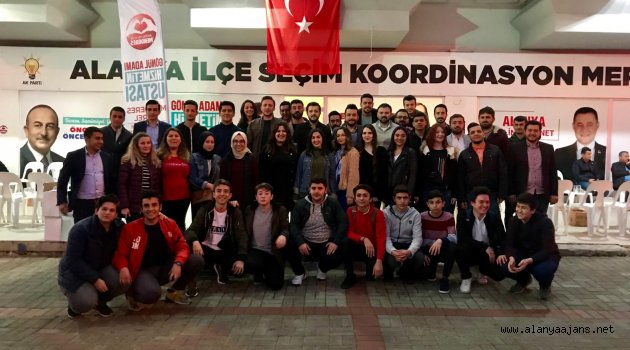 AK Gençlik tam kadro sahada
