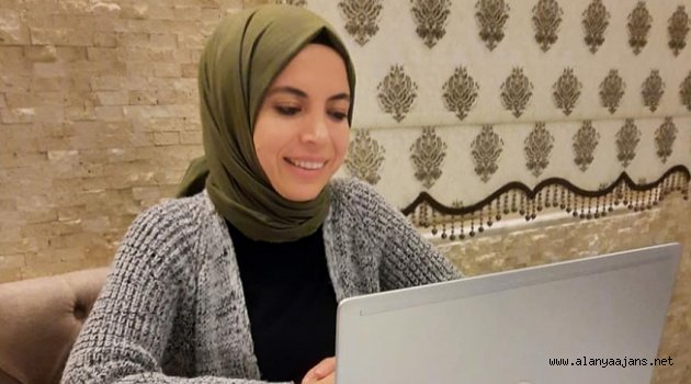 Ak Kadınlar Yönetim Kurulu toplantısını online gerçekleştirdi