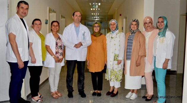 Ak Parti Kadın Kolları’ndan Başhekim’e ziyaret