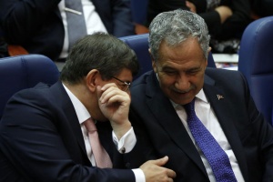 AK Parti'deki krizin iki sebebi!