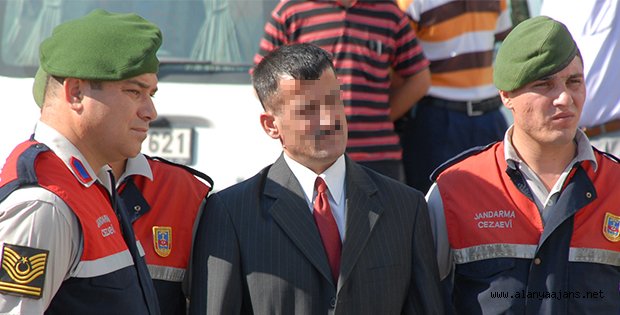 AK PARTİLİ BAŞKANA SİLAHLI SALDIRI...
