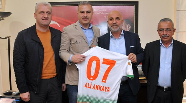 Akkaya’ya Alanyaspor forması