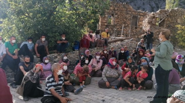 Alacami’de halk bir araya geldi