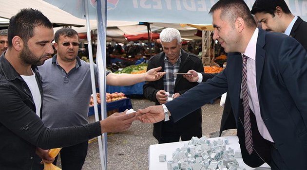 Alanya Belediyesi Lokum Dağıttı