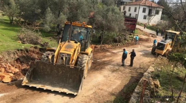 Alanya Belediyesi’nden Akdam’a dört dörtlük hizmet