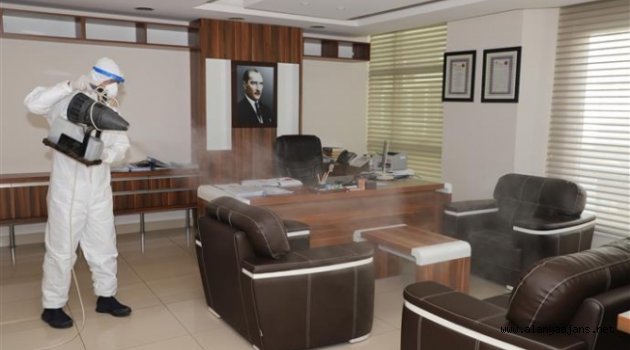 Alanya Belediyesi salgında 7 bin 800 noktada dezenfeksiyon yaptı
