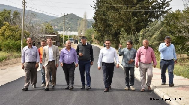 Alanya Belediyesi sıcak asfaltta hız kesmiyor
