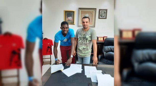 Alanya Belediyespor'dan fileye yabancı takviye