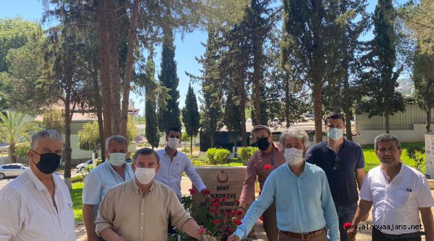 Alanya CHP'den şehitlik ziyareti
