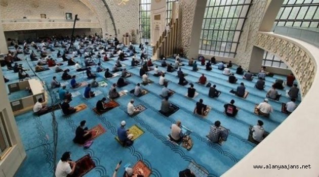 Alanya’da bayram namazı saati belli oldu