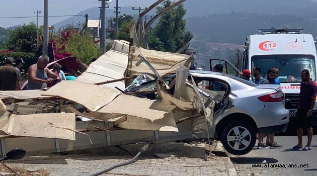 Alanya’da feci kaza: 4 yaralı