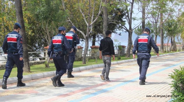 Alanya’da kısıtlamayı ihlal eden kişilere ceza yağdı