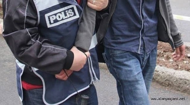 Alanya’da laptop hırsızı yakalandı