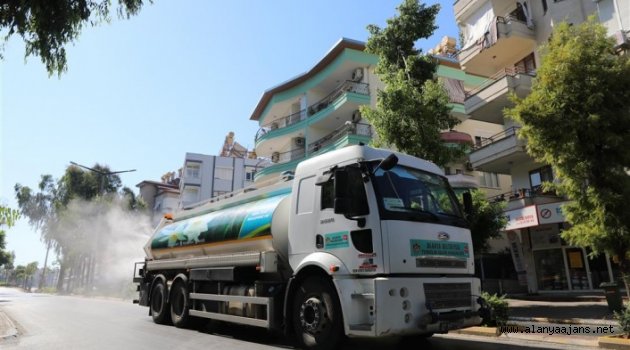 Alanya’da mikronsis ile sokaklar gül koktu