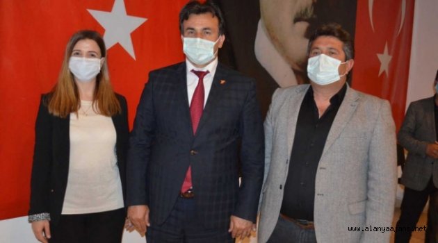 Alanya’da muhtarlar başkanını seçti