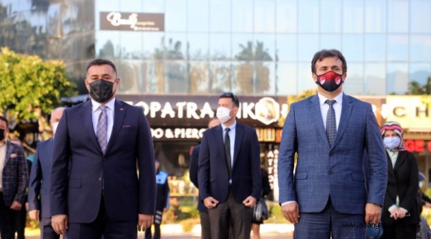 Alanya’da Öğretmenler Günü kutlandı