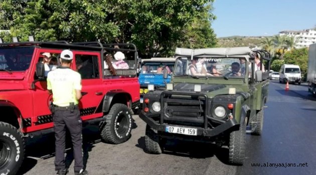 Alanya’da safari araçları denetlendi