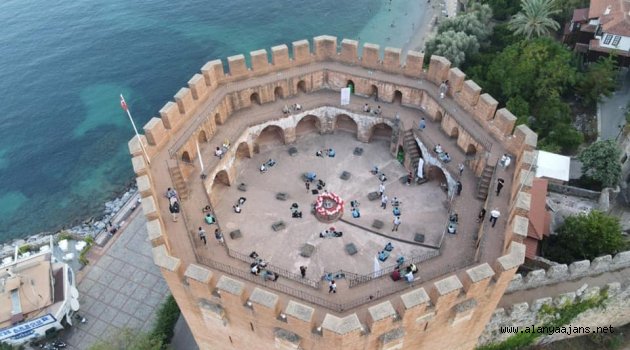 Alanya’da ‘Sokakta Satranç Var’ etkinliği yapıldı