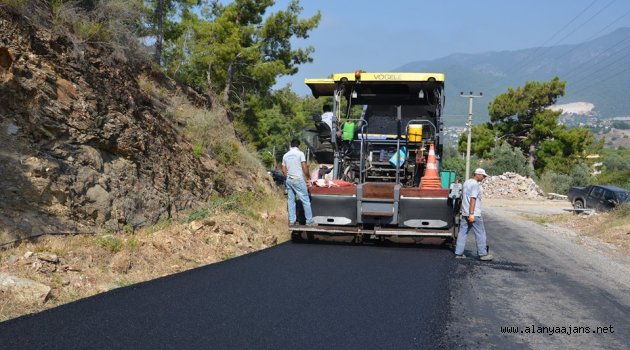 Alanya’da taraftara kaymak gibi yol