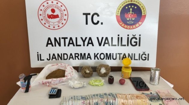 Alanya’da turistlere uyuşturucu satan şüpheli yakalandı