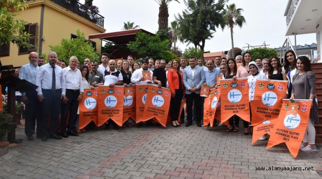 Alanya’daki işletmelere turuncu bayrak için yarışacak