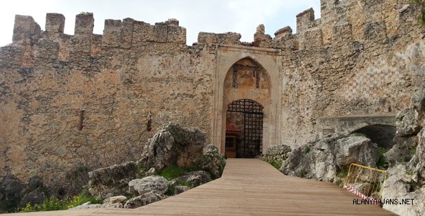 ALANYA KALESİ RESTORE EDİLİYOR