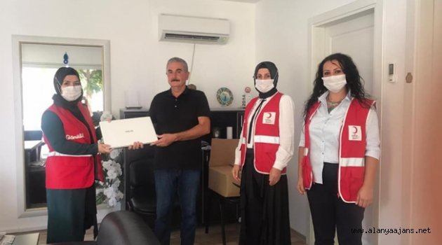Alanya Kızılay’dan eğitime destek