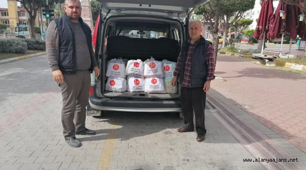 Alanya MHP erzak kolisi dağıttı