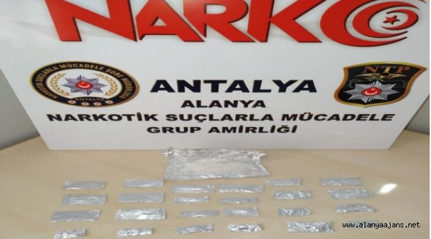 Alanya polisi uyuşturucuya geçit vermiyor