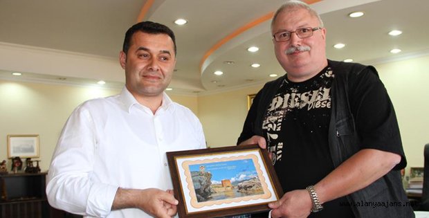 ALANYA SEVDALISI ALMAN’A, TEŞEKKÜR…