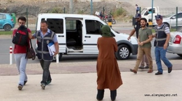 Alanya'da 2 öğretmen tutuklandı