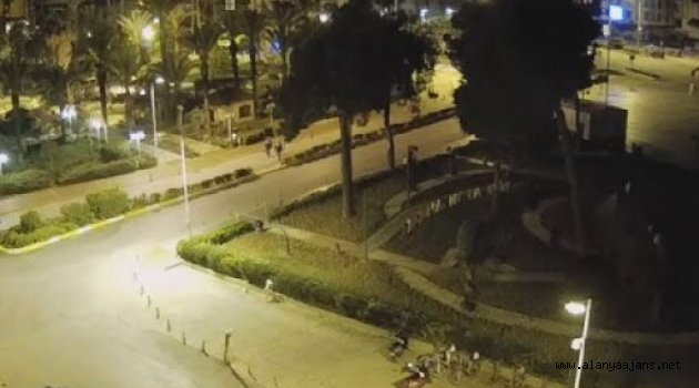 Alanya'da 56 saatlik sokağa çıkma kısıtlaması başladı