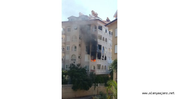 Alanya'da ev yangını korkuttu