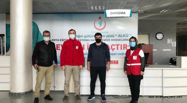 Alanya'da hastaların suyu Kızılay’dan