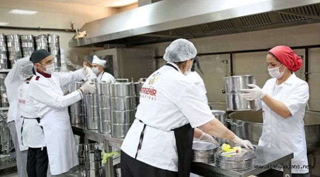 Alanya'da ilk 5 ayda 50 bin yemek