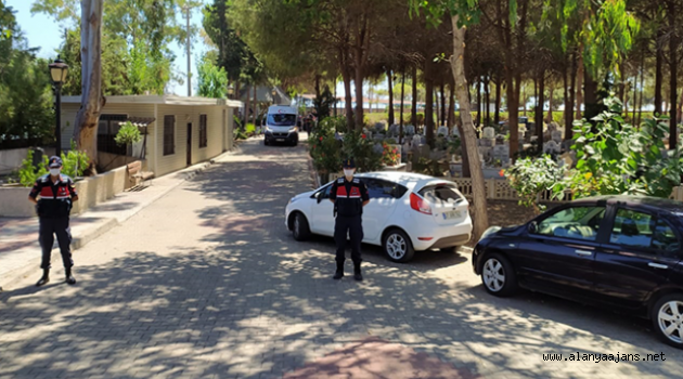 Alanya'da İsa Küçülmez'in mezarı açıldı