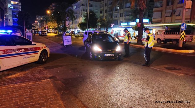 Alanya'da jandarma affetmedi!