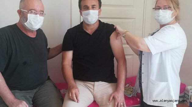 Alanya'da kaç öğretmen aşı oldu?