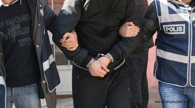 Alanya'da kesinleşmiş hapis cezası bulunan 3 şüpheli yakalandı