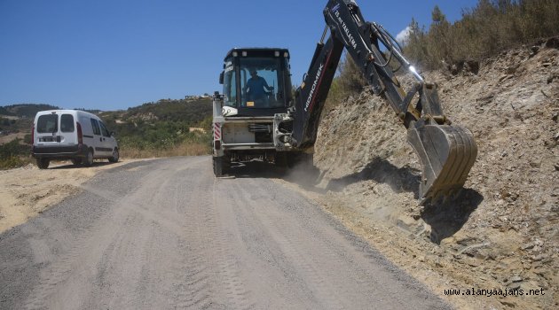 Alanya'da kırsalın yolu bakımda