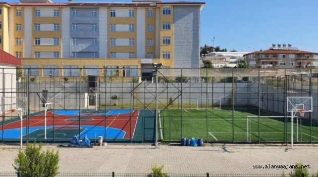 Alanya'da Müdür Yılmaz'dan saha teşekkürü